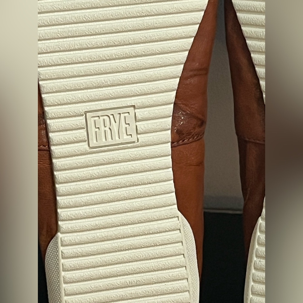 NWOT Women’s Frye Melanie Brown Leather Slip-On Footwear - Picture 9 of 13